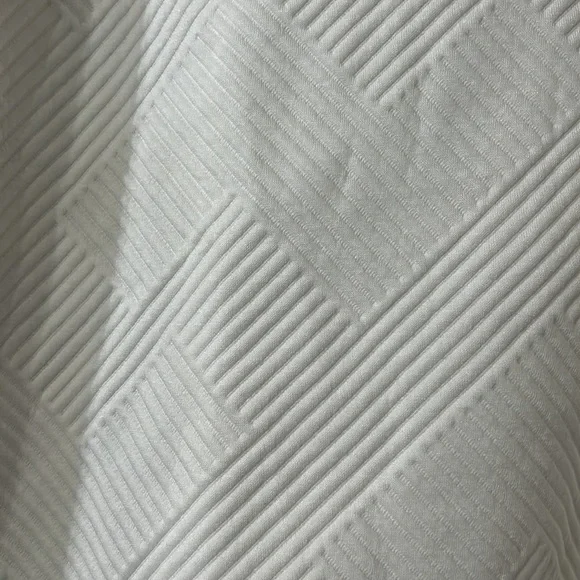 See N Be Seen white textured V-neck collared pullover 3x - Picture 2 of 8